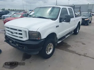 2003 Ford F-250 XL z VIN 1FTNW21L43EA90253, wystawiony jako IAAI lot #42102297 z przebiegiem Nie podano mil oraz . Historia ofert i sprzedaży dostępna na DreamBid. Obrazek 2.