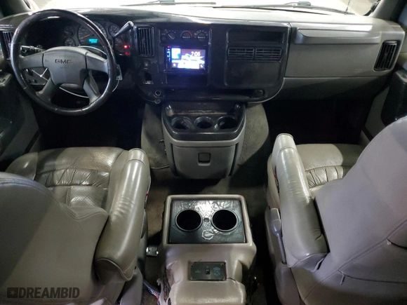 2006 GMC Savana Cargo Van YF7 Upfitter with VIN 1GDFH15T461162417, listed as a Copart auction lot 72986914 with 147,424 mi miles and Clean Title. Bid and sale history available at carsss.com. Image 8.