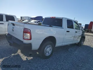 2022 Ram 2500 Tradesman with VIN 3C6UR4CJ7NG270629, listed as a Copart auction lot 46321675 with 61,448 mi miles and Salvage Title. Bid and sale history available at carsss.com. Image 3.