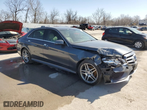 2014 Mercedes-Benz E-Class E 350 Luxury with VIN WDDHF8JB5EA980946, listed as a Copart auction lot 48225005 with 0 mi miles and Salvage Title. Bid and sale history available at carsss.com. Image 4.