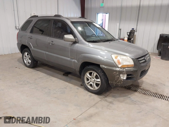 2005 Kia Sportage LX with VIN KNDJE723157089856, listed as a IAAI auction lot 41826630 with 200,380 mi miles and . Bid and sale history available at carsss.com. Image 1.