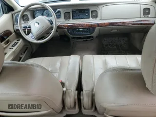 2004 Mercury Grand Marquis LS Premium z VIN 2MEFM75W14X689346, wystawiony jako Copart lot #52676325 z przebiegiem 127 676 mil mil oraz Szkoda całkowita • Salvage title. Historia ofert i sprzedaży dostępna na DreamBid. Obrazek 8.