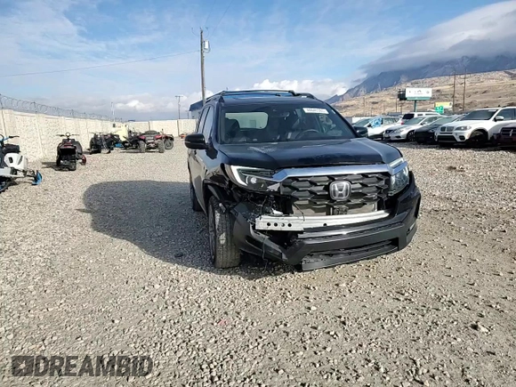 2023 Honda Passport EX-L with VIN 5FNYF8H58PB009525, listed as a Copart auction lot 44645365 with 30,582 mi miles and Salvage Title. Bid and sale history available at carsss.com. Image 11.