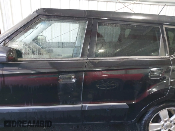 2010 Kia Soul + with VIN KNDJT2A21A7095510, listed as a IAAI auction lot 41879972 with 212,538 mi miles. Bid and sale history available at carsss.com. Image 14.