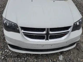 2016 Dodge Grand Caravan SE Plus z VIN 2C4RDGBG1GR263290, wystawiony jako Copart lot #50416415 z przebiegiem Nie podano mil oraz Szkody całkowita. Historia ofert i sprzedaży dostępna na DreamBid. Obrazek 13.