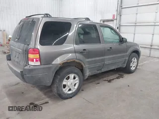 2004 Ford Escape XLT with VIN 1FMYU93174KA69760, listed as a IAAI auction lot 41725347 with 232,740 mi miles and . Bid and sale history available at DreamBid. Image 4.