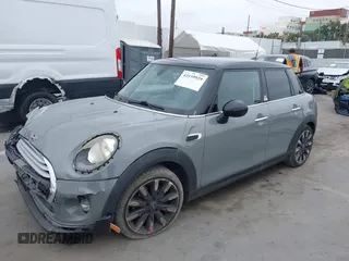 2015 MINI Hardtop 4 Door with VIN WMWXS5C57FT832162, listed as a IAAI auction lot 42159929 with 117,683 mi miles and . Bid and sale history available at DreamBid. Image 17.