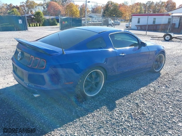 2014 Ford Mustang V6 with VIN 1ZVBP8AM5E5326047, listed as a IAAI auction lot 37849477 with 43,611 mi miles. Bid and sale history available at carsss.com. Image 4.