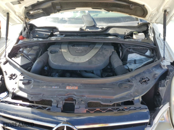 2009 Mercedes-Benz R-Class 3.5L with VIN 4JGCB65E29A093668, listed as a Copart auction lot 77626764 with 0 mi miles and Salvage Title. Bid and sale history available at carsss.com. Image 11.