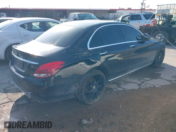 2018 Mercedes-Benz C 300 с VIN WDDWF4JB8JR330178, выставлен на аукционе IAAI как лот 42694806 с пробегом 122 276 миль миль и . История ставок и продаж доступна на DreamBid. Изображение 4.