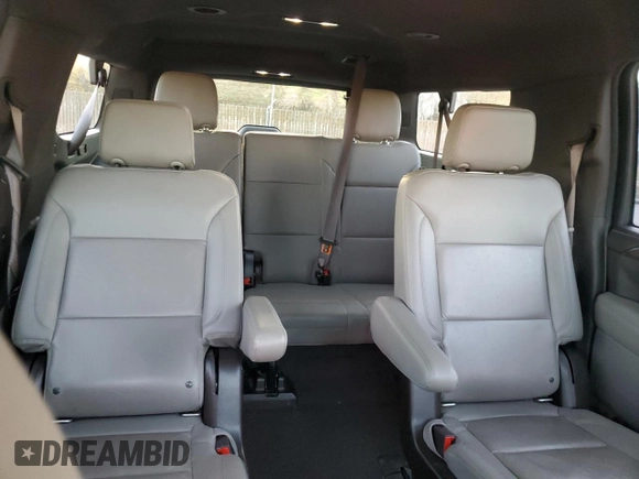 2021 Chevrolet Suburban Z71 with VIN 1GNSKDKDXMR310076, listed as a Copart auction lot 43055185 with 88,300 mi miles and Salvage title. Bid and sale history available at DreamBid. Image 10.
