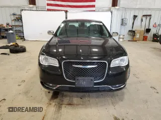 2016 Chrysler 300 with VIN 2C3CCAKG6GH128743, listed as a Copart auction lot 51917305 with 228,148 mi miles and Clean Title. Bid and sale history available at carsss.com. Image 5.