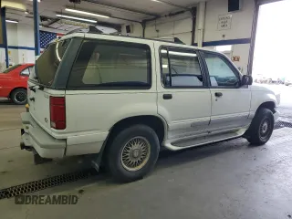 1993 Ford Explorer Eddie Bauer z VIN 1FMDU34X2PUE07332, wystawiony jako Copart lot #81618824 z przebiegiem 15 484 mil mil oraz Szkoda całkowita • Salvage title. Historia ofert i sprzedaży dostępna na DreamBid. Obrazek 3.