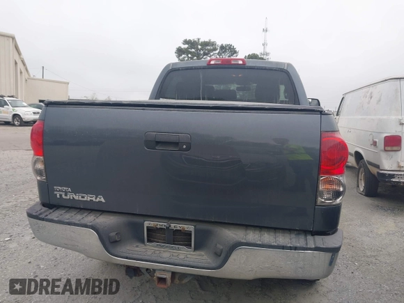 2007 Toyota Tundra Limited z VIN 5TBEV58197S459237, wystawiony jako IAAI lot #41852184 z przebiegiem 339 929 mil mil oraz . Historia ofert i sprzedaży dostępna na DreamBid. Obrazek 16.
