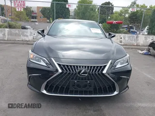 2022 Lexus ES 350 z VIN 58ADZ1B19NU129782, wystawiony jako IAAI lot #42431119 z przebiegiem 31 363 mil mil oraz . Historia ofert i sprzedaży dostępna na DreamBid. Obrazek 13.