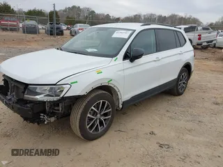 2021 Volkswagen Tiguan S с VIN 3VV1B7AX5MM086946, выставлен на аукционе IAAI как лот 41763747 с пробегом 41 713 миль миль и . История ставок и продаж доступна на DreamBid. Изображение 2.