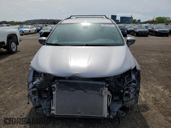 2017 Chrysler Pacifica Touring L Plus с VIN 2C4RC1EG4HR665687, выставлен на аукционе Copart как лот 53917575 с пробегом 133 184 миль миль и Списание • Salvage title. История ставок и продаж доступна на DreamBid. Изображение 5.