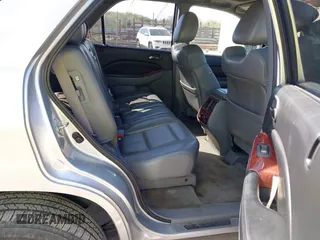 2006 Acura MDX with VIN 2HNYD18266H523475, listed as a IAAI auction lot 41959295 with 170,602 mi miles. Bid and sale history available at carsss.com. Image 8.