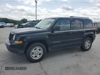 2014 Jeep Patriot Sport with VIN 1C4NJPBA8ED749968, listed as a Copart auction lot 61550455 with 132,892 mi miles and Salvage title. Bid and sale history available at DreamBid. Image 1.