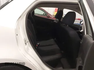 2014 Mazda 2 Touring z VIN JM1DE1LY6E0171403, wystawiony jako IAAI lot #41416489 z przebiegiem 84 494 mil mil oraz . Historia ofert i sprzedaży dostępna na DreamBid. Obrazek 8.