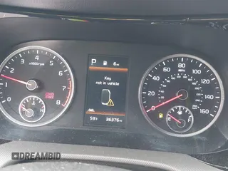 2022 Kia K5 GT-Line z VIN 5XXG64J2XNG133729, wystawiony jako IAAI lot #42440669 z przebiegiem 36 376 mil mil oraz . Historia ofert i sprzedaży dostępna na DreamBid. Obrazek 7.
