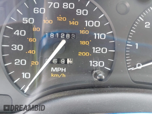 1998 Saturn SL with VIN 1G8ZK5275WZ142402, listed as a IAAI auction lot 42534417 with 181,283 mi miles and . Bid and sale history available at DreamBid. Image 7.