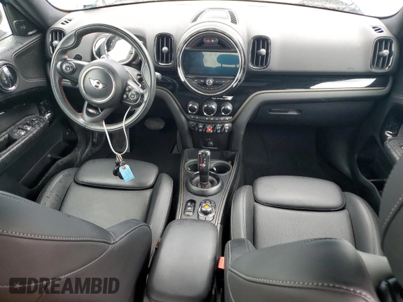 2020 MINI Countryman Cooper S with VIN WMZYW7C08L3L75384, listed as a Copart auction lot 72835914 with 42,584 mi miles and Salvage Title. Bid and sale history available at carsss.com. Image 8.