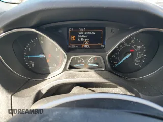 2016 Ford Focus SE with VIN 1FADP3F28GL207497, listed as a Copart auction lot 44122355 with 81,528 mi miles and Salvage Title. Bid and sale history available at carsss.com. Image 9.
