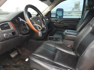 2012 Chevrolet Suburban LT with VIN 1GNSCJE08CR251841, listed as a Copart auction lot 83227314 with 0 mi miles and Salvage Title. Bid and sale history available at carsss.com. Image 7.