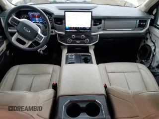 2023 Ford Expedition Max XLT with VIN 1FMJK1H87PEA45198, listed as a Copart auction lot 41470695 with 30,814 mi miles and Salvage title. Bid and sale history available at DreamBid. Image 8.