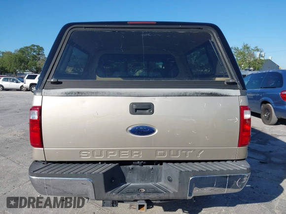 2008 Ford Super Duty F-250 SRW XL with VIN 1FTSW21598EC86992, listed as a IAAI auction lot 42024716 with 195,828 mi miles. Bid and sale history available at carsss.com. Image 16.