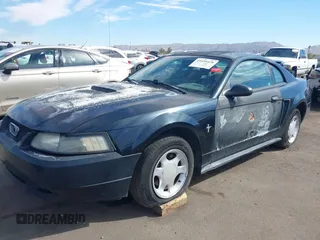 2001 Ford Mustang Standard with VIN 1FAFP40471F153561, listed as a IAAI auction lot 41650428 with 170,886 mi miles. Bid and sale history available at carsss.com. Image 6.