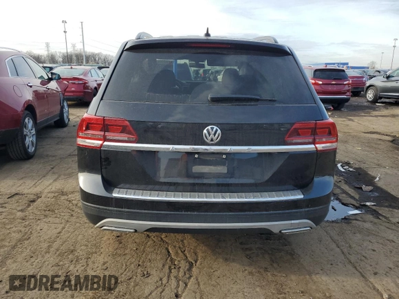 2020 Volkswagen Atlas S with VIN 1V2AP2CA2LC500114, listed as a Copart auction lot 82562394 with 114,404 mi miles and Non repairable. Bid and sale history available at DreamBid. Image 6.
