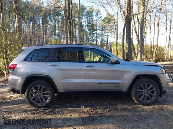 2016 Jeep Grand Cherokee Limited 75th Anniversary with VIN 1C4RJFBT9GC400873, listed as a IAAI auction lot 41834112 with 110,457 mi miles and . Bid and sale history available at DreamBid. Image 13.