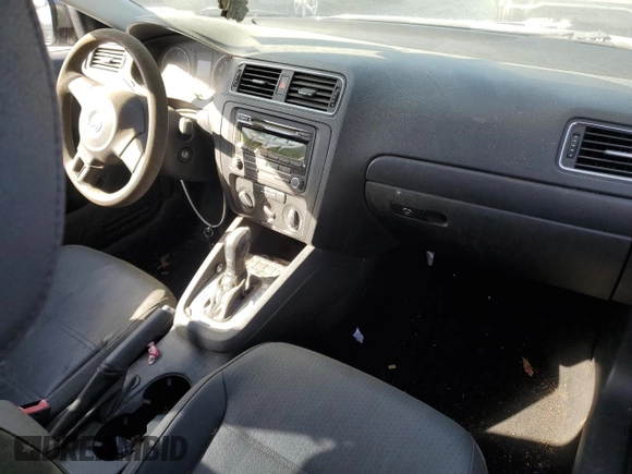 2012 Volkswagen Jetta SE с VIN 3VWDX7AJ7CM076990, выставлен на аукционе Copart как лот 49857325 с пробегом 112 817 миль миль и Чистый • Clean title. История ставок и продаж доступна на DreamBid. Изображение 8.