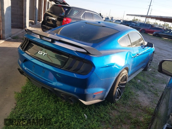 2019 Ford Mustang GT z VIN 1FA6P8CFXK5175033, wystawiony jako IAAI lot #41919645 z przebiegiem Nie podano mil oraz . Historia ofert i sprzedaży dostępna na DreamBid. Obrazek 4.