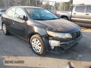 2013 Kia Forte LX with VIN KNAFT4A20D5664412, listed as a IAAI auction lot 41274140 with 91,654 mi miles. Bid and sale history available at carsss.com. Image 1.
