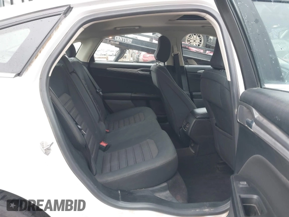 2020 Ford Fusion SE with VIN 3FA6P0HD5LR136325, listed as a IAAI auction lot 41200798 with 120,696 mi miles. Bid and sale history available at carsss.com. Image 8.