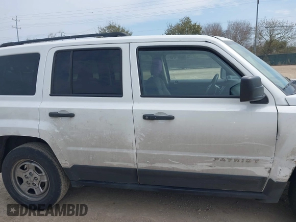 2017 Jeep Patriot Sport with VIN 1C4NJPBBXHD208692, listed as a IAAI auction lot 41669858 with 138,101 mi miles and . Bid and sale history available at DreamBid. Image 13.