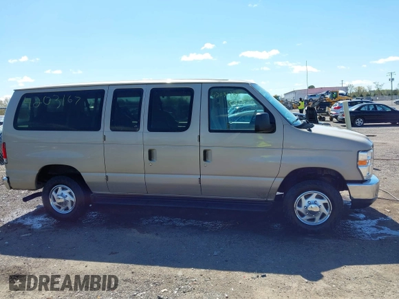 2013 Ford Econoline Passenger XL with VIN 1FBNE3BL4DDA77103, listed as a IAAI auction lot 42031367 with 111,291 mi miles and . Bid and sale history available at DreamBid. Image 13.