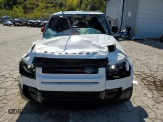 2024 Land Rover Defender X-Dynamic SE z VIN SALE27EUXR2245788, wystawiony jako Copart lot #70930774 z przebiegiem 16 277 mil mil oraz Szkoda całkowita • Salvage title. Historia ofert i sprzedaży dostępna na DreamBid. Obrazek 5.