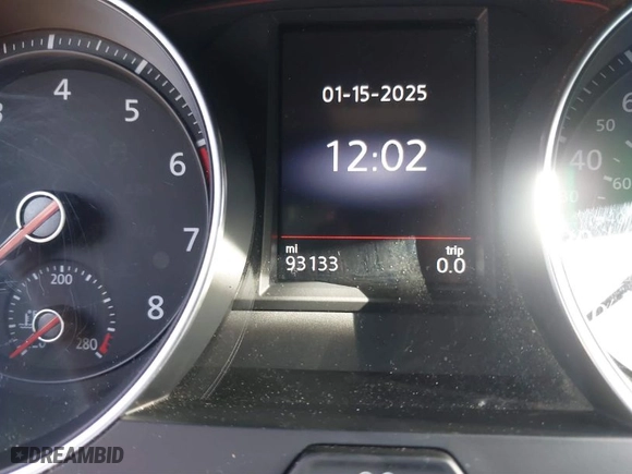 2018 Volkswagen Golf GTI S with VIN 3VW547AU6JM261259, listed as a IAAI auction lot 41314999 with 93,133 mi miles. Bid and sale history available at carsss.com. Image 16.