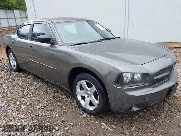 2008 Dodge Charger z VIN 2B3KA43G58H143802, wystawiony jako IAAI lot #42111772 z przebiegiem 225 931 mil mil oraz . Historia ofert i sprzedaży dostępna na DreamBid. Obrazek 1.