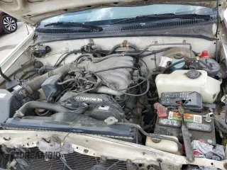 1995 Toyota T100 DX with VIN JT4VD12E2S0009844, listed as a Copart auction lot 51738525 with 357,475 mi miles and Salvage Title. Bid and sale history available at carsss.com. Image 11.