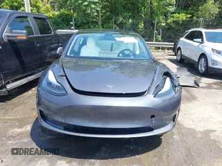 2023 Tesla Model 3 z VIN 5YJ3E1EA7PF413311, wystawiony jako IAAI lot #42442055 z przebiegiem 25 270 mil mil oraz . Historia ofert i sprzedaży dostępna na DreamBid. Obrazek 12.