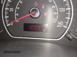 2009 Suzuki SX4 AWD z VIN JS2YB413295100359, wystawiony jako IAAI lot #40899442 z przebiegiem 109 919 mil mil oraz . Historia ofert i sprzedaży dostępna na DreamBid. Obrazek 15.