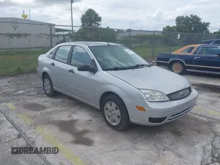 2006 Ford Focus S with VIN 1FAFP34NX6W131980, listed as a IAAI auction lot 42408699 with 139,258 mi miles and . Bid and sale history available at DreamBid. Image 1.