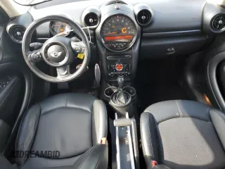 2015 MINI Countryman S z VIN WMWZC3C54FWT02806, wystawiony jako Copart lot #55508825 z przebiegiem 91 796 mil mil oraz Szkoda całkowita • Salvage title. Historia ofert i sprzedaży dostępna na DreamBid. Obrazek 8.