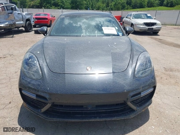 2017 Porsche Panamera Turbo with VIN WP0AF2A75HL152702, listed as a IAAI auction lot 39705001 with 1 mi miles. Bid and sale history available at carsss.com. Image 12.
