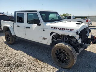 2021 Jeep Gladiator Mojave with VIN 1C6JJTEG2ML554046, listed as a Copart auction lot 54058304 with 53,143 mi miles and Salvage title. Bid and sale history available at DreamBid. Image 4.